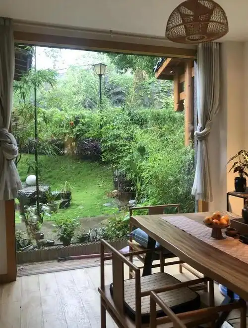 80后女生买18线城市庭院屋养老不要客厅要茶室