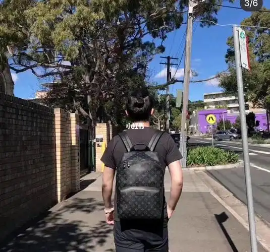 lv discovery双肩包吴亦凡同款 男士必入的一款背包_路易威登怎么样