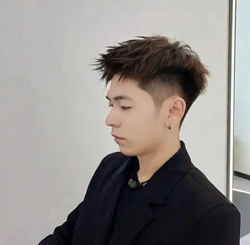 夏季男士短发分享#男生发型  #短发  #男士短发  #男士发型设计