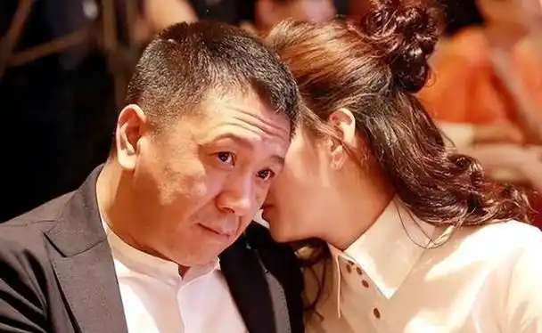 对于孙东海的求婚,李小冉也曾义正有力地回绝了,但这还只是刚刚开始.