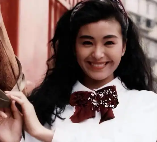 伍咏薇婚后13天丧夫,打10年官司得900万遗产,二婚被绿选择忍让