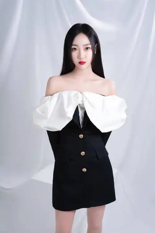 潘虹首张个人ep全女性视角众创合辑《年少轻狂》正式上线 皆为年少