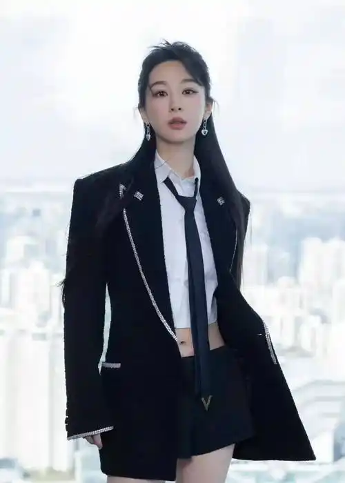 25娱乐瓜:杨紫成毅任嘉伦杨洋杨幂白鹿郑业成田曦薇魏大勋_照片_人家