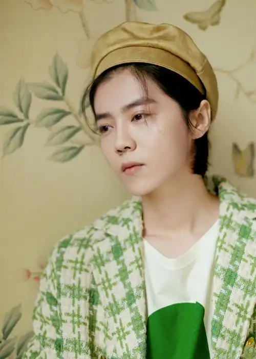 鹿晗清新俊朗写真图片