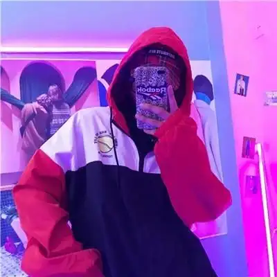 时尚潮流炫酷男生帅气手机控头像不毁她清白也照样给她未来