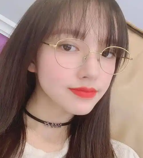 程潇终于分手"铁刘海"!大胆露出额头惊艳全网,网友:被圈粉了