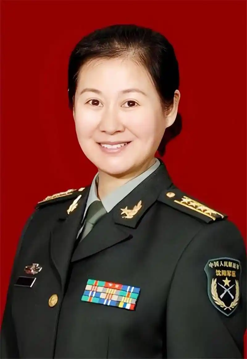 著名演员黄晓娟:接连痛失3位至亲,儿子是她的骄傲_赵本山_潘长江_小品