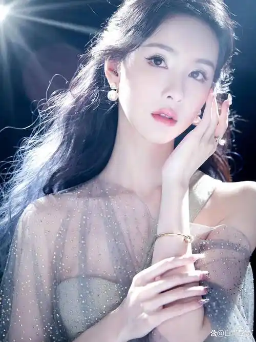 今日份新鲜的陈都灵_图片_高清