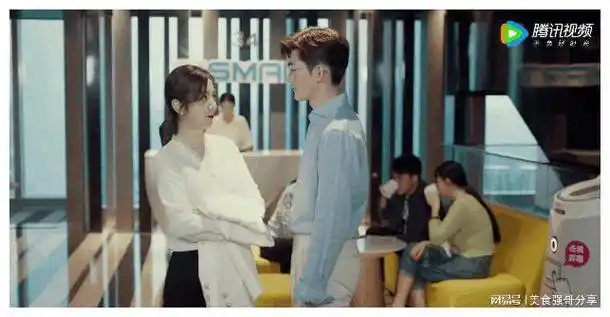 张翰又被骂上热搜秦岚搬箱子他站在旁边不帮忙刘涛累到捂腰