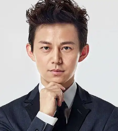 何炅个人资料简介 何炅多大了 何炅赵丽颖什么关系