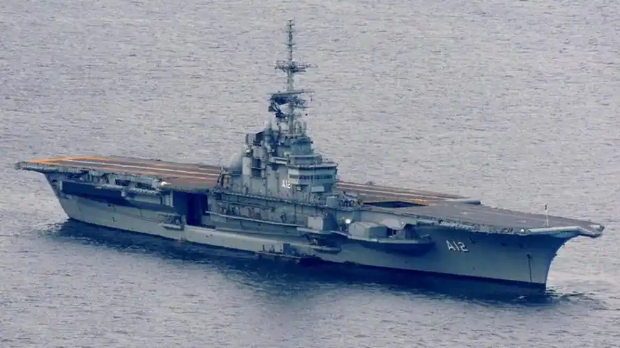 巴西圣保罗号航母,不是在修理,就是在修理的路上