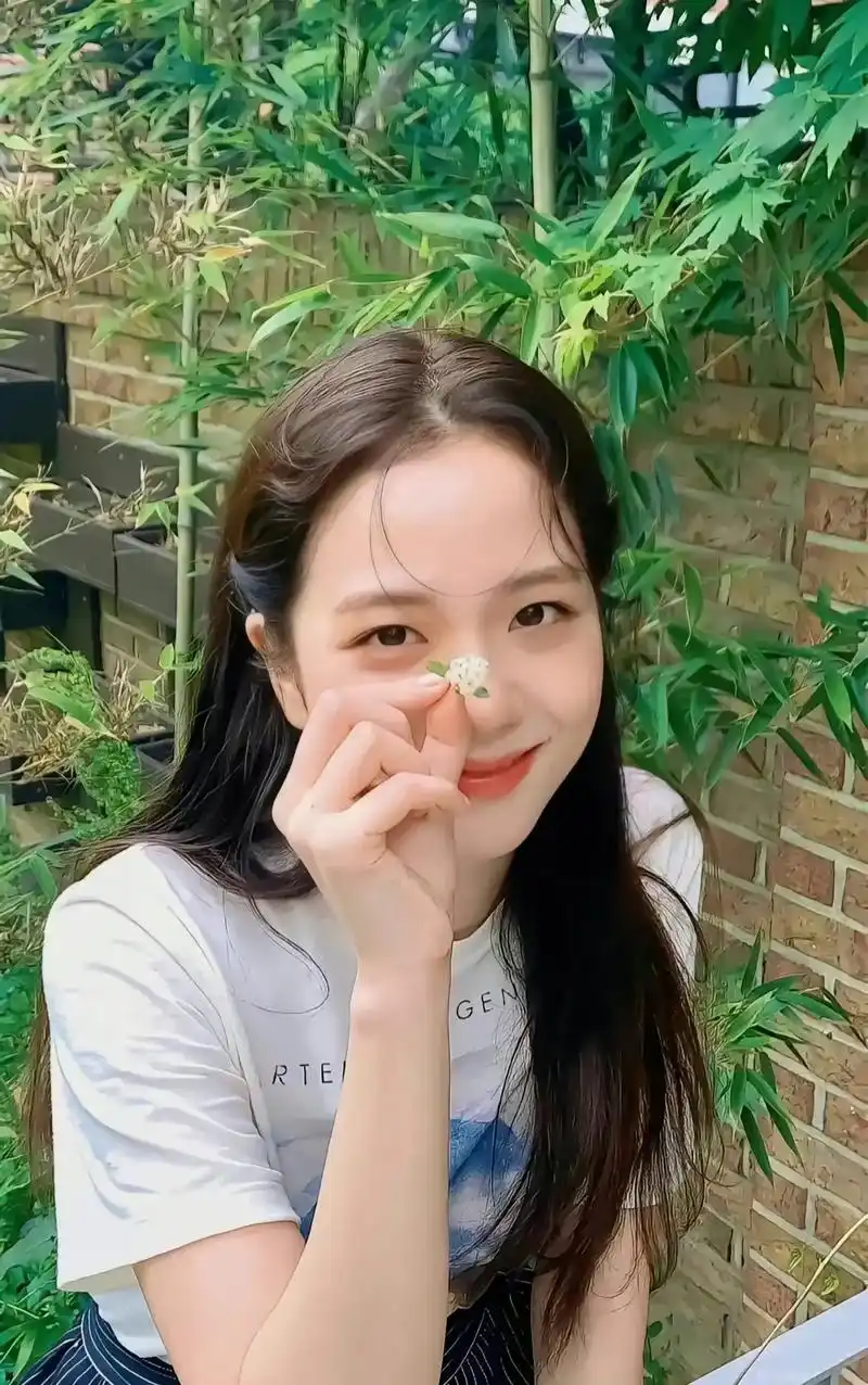 jisoo #金智秀 - 抖音