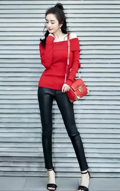 杨幂的身材有多绝?看看她的私服你就知道了!