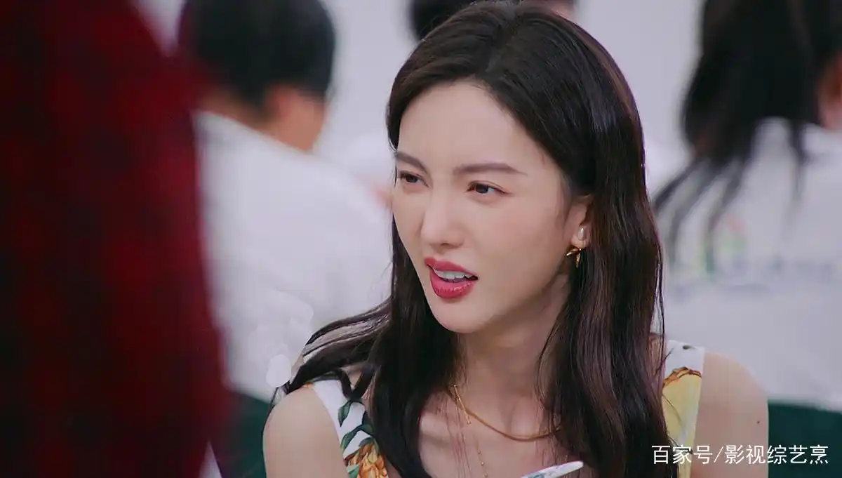 《中餐厅5》张萌,金晨等浪姐做客,四人性格酸甜苦辣,喜人扎人