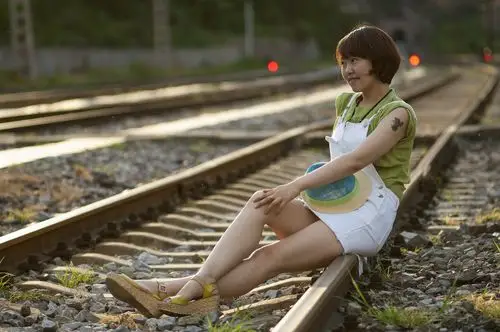 落坡玲火车站,外拍人像