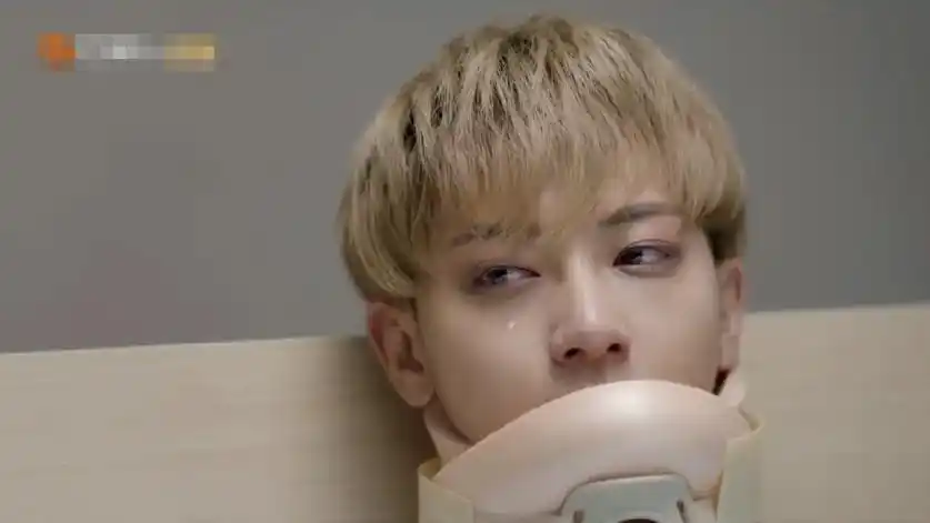 回顾善良的黄子韬成名后不忘聋哑的发小高薪聘请他当助理