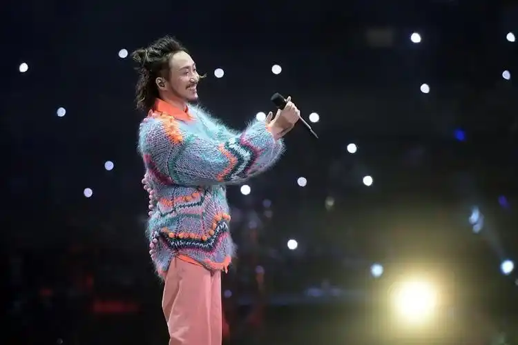 郑中基自爆患上抑郁症:对不起太太和子女,会去美国参加戒酒中心的疗程