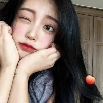 可爱卡通意境女生头像精选2020我们依偎着彼此说好要面对风雨