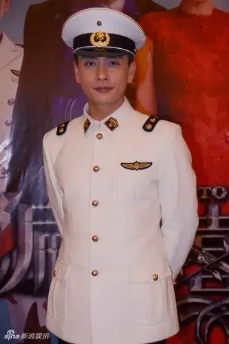 钟汉良军装剧照