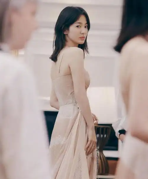 宋慧乔更新metgala新照##宋慧乔metgala新照