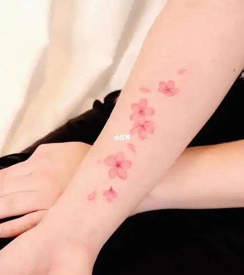 手臂内测樱花纹身94