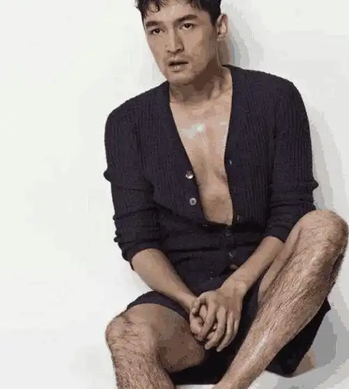 陈坤夸赞自己腿毛懂事胡歌的更是夸张易烊千玺内心却很崩溃