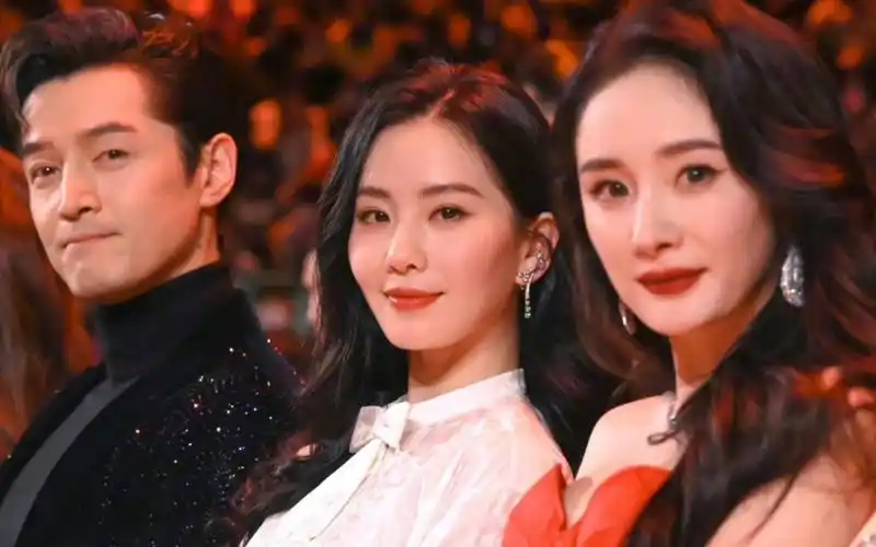 杨幂胡歌刘诗诗刘亦菲世纪同框!