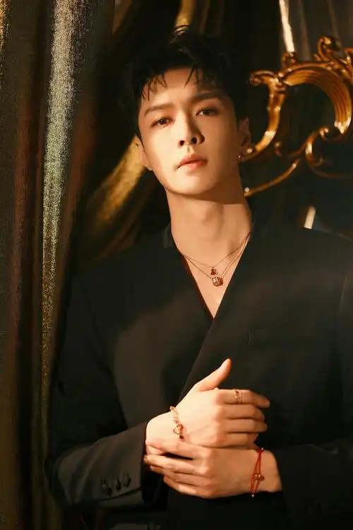 张艺兴  ×  qeelin