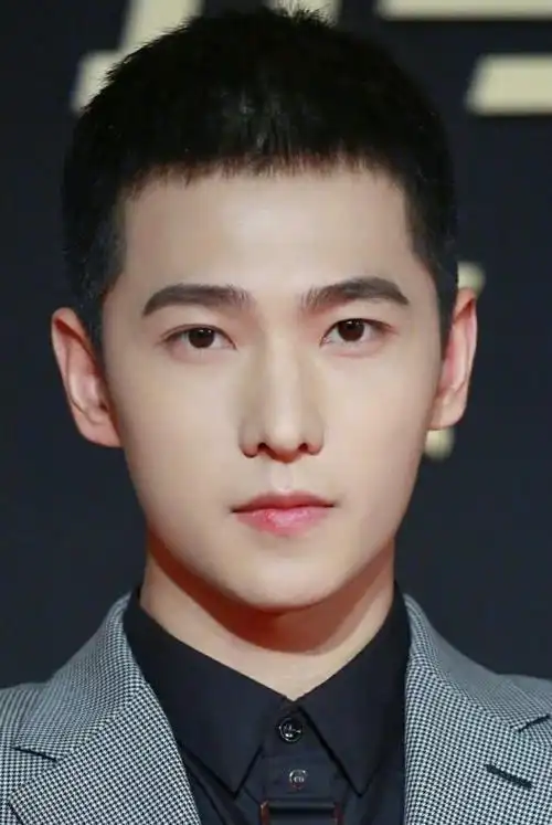 杨洋干净清爽帅气寸头合集,帅呆了!有木有?