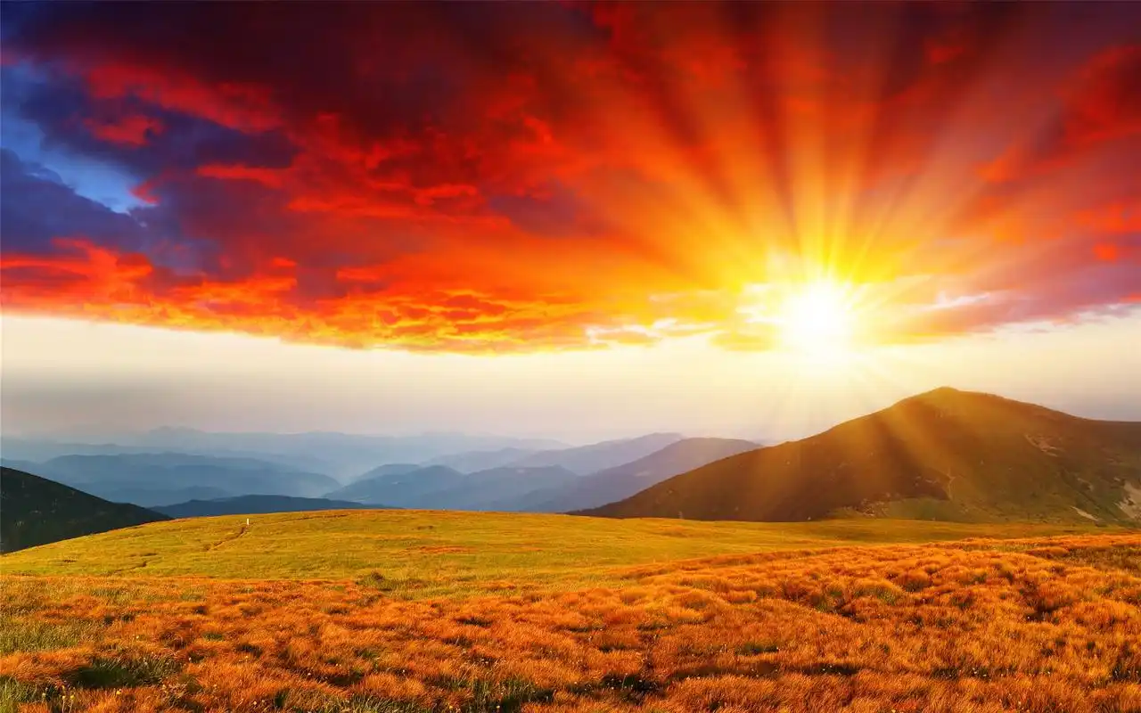 日出,指太阳初升出地平线或最初看到的太阳的出现.一般是指太阳由东方