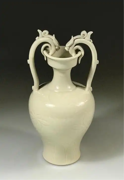 【古歌(艺术)博物馆】大桌山房藏宋代定窑瓷器