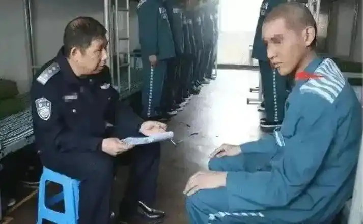 吴亦凡监狱生活曝光:半年疯成这样,竟申请出书!