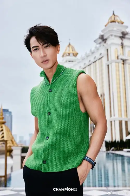 champion二月刊封面##吴尊的身材##champion体育画报