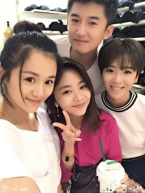 高广泽晒《旋风少女》合影 9月15日是中秋节,明星们都在干什么?