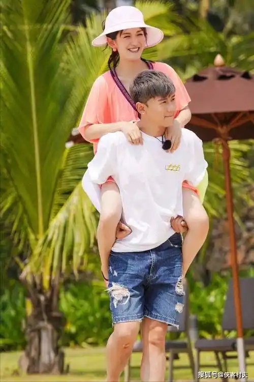 张杰谢娜家事引热议:以后又断了一条财路