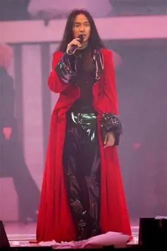 张国荣的那么多种样子之热情荣王张国荣热情演唱会图片来自网络,侵删