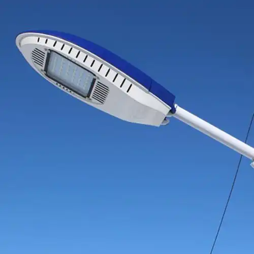 led路灯头新星飞机火炬灯头太阳能路灯挑臂路灯高杆灯灯杆定制