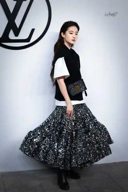 刘亦菲黄亦玫#95#刘亦菲玫瑰的故事#    存档·刘亦菲头像/壁