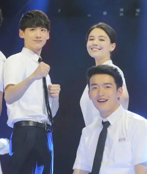 网曝马思纯白敬亭曾因戏生情分手后女方受情伤如今与男方避嫌还曝新