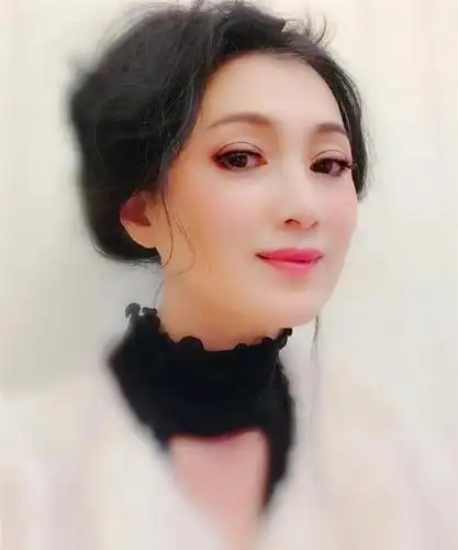 一个快被大家遗忘的女演员,80年代第一美人,今54岁依旧惊艳