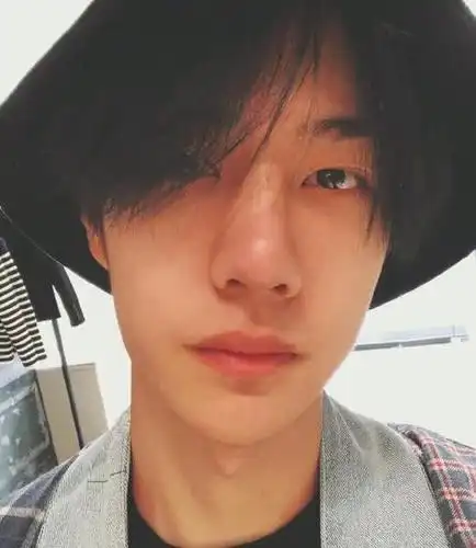 众多明星卸妆后的样子第一个还好最后一个惊呆了