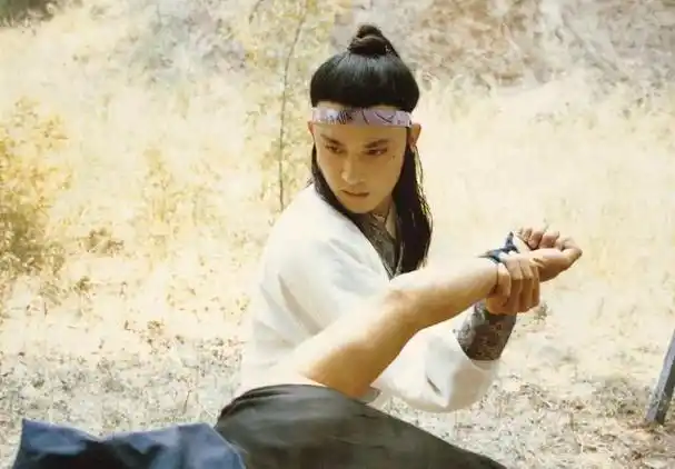 80年代十位古装男神 个个俊美异常 最后一位很帅却已被遗忘