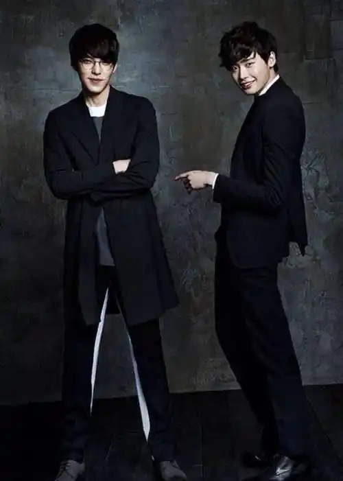 韩孝周,李圣经,允儿都爱上他!李钟硕真是女神收割机_偶像_金宇彬_朋友