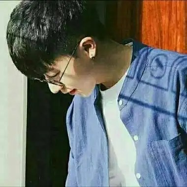 qq男生头像戴眼镜高冷,男生头像图片