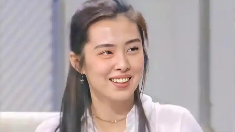 王祖贤年轻年轻时有多迷人?