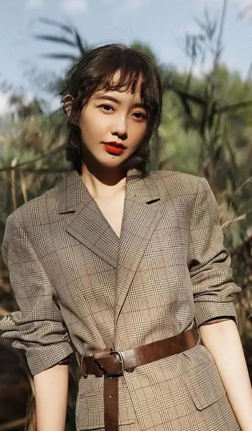 山东美女演员孙耀琦