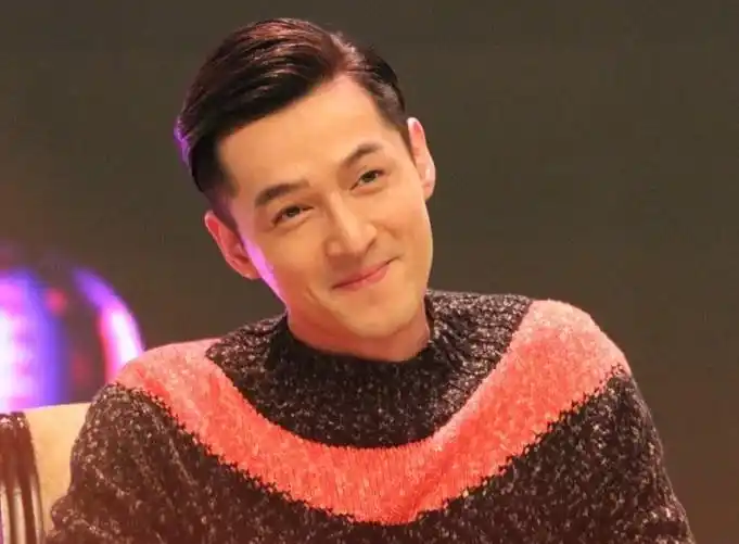 桃花眼有多勾人看朱碧石就知道了