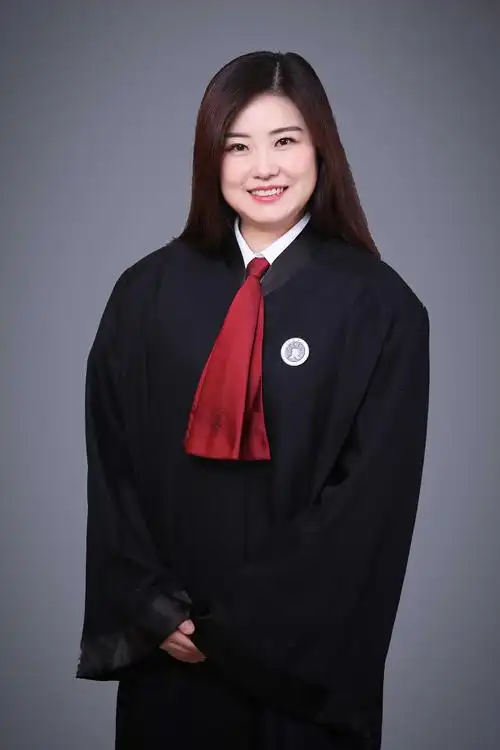 今天所陈凌律师受邀参加武汉市东西湖区城市更新工作培训讲座