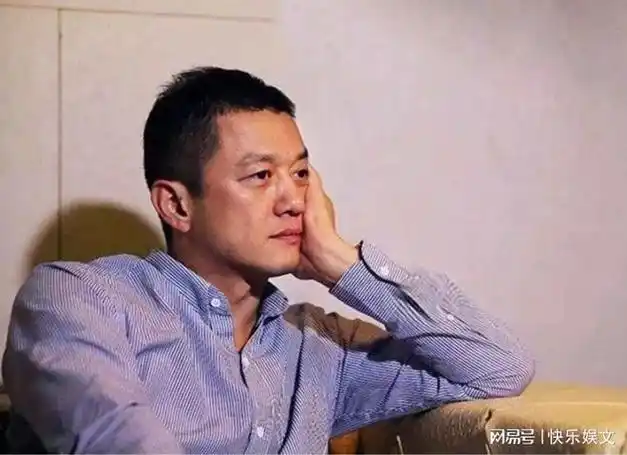 李亚鹏小19岁娇妻转做网红!