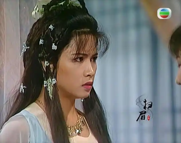 小时候很流行买香港古装女星的贴纸,资讯匮乏很多不知出处,邵美琪在此